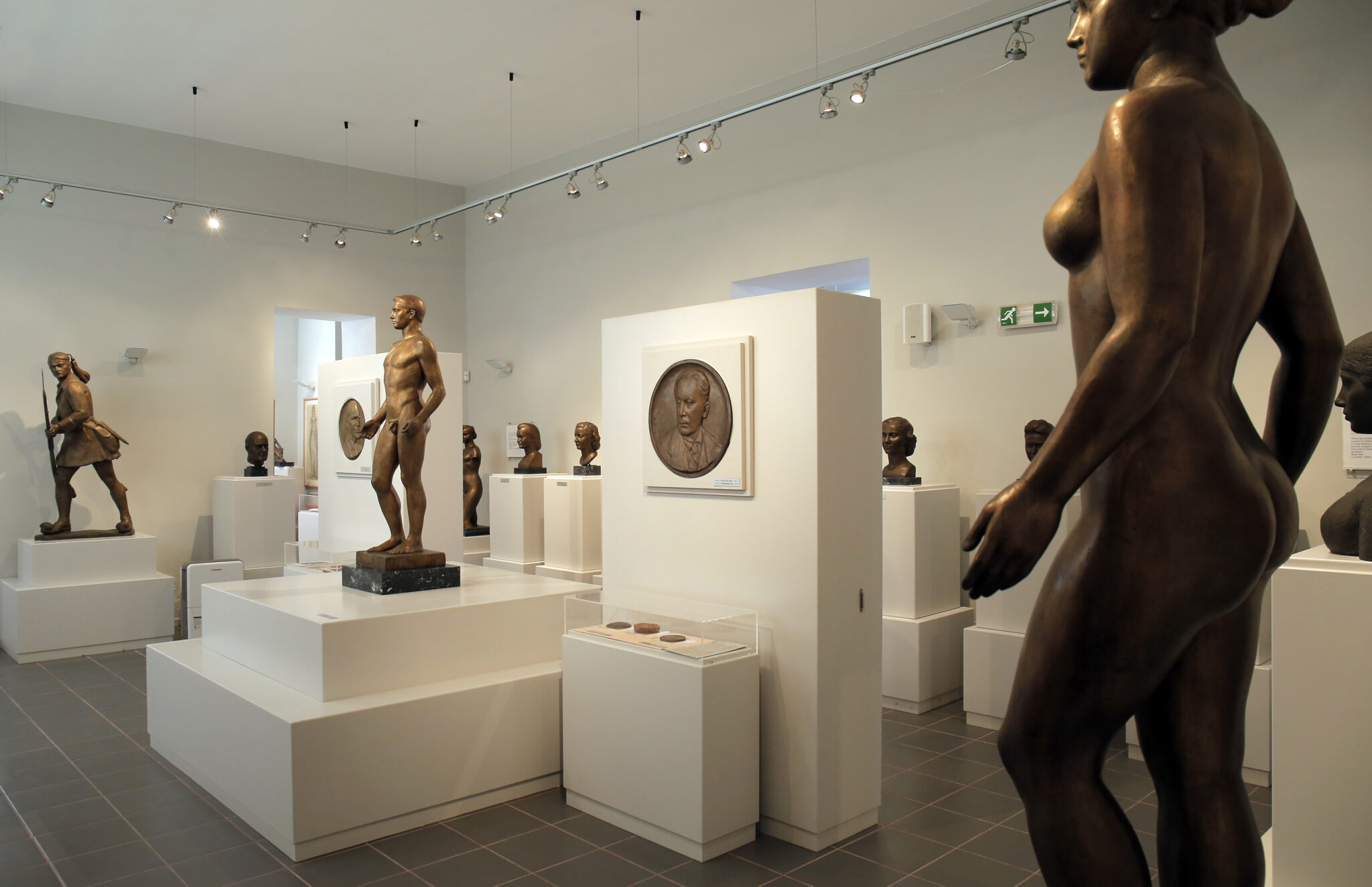 C) Museum of Sculpture in Marpissa (15 min)